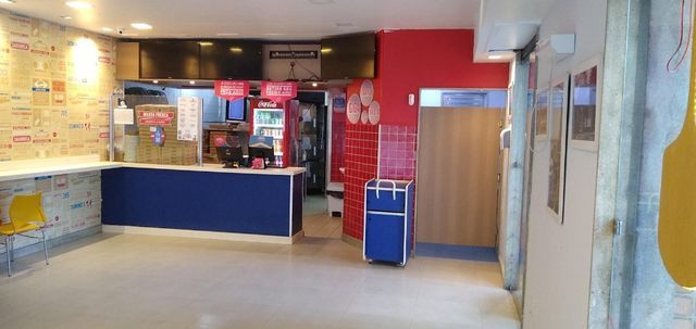 Loja de Esquina Humaitá com opção de segundo piso - Foto 2
