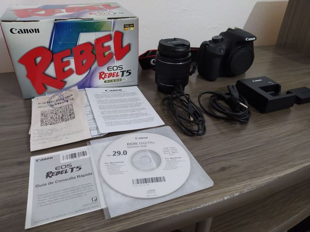 Kit Canon EOS Rebel T5 ( Semi nova )