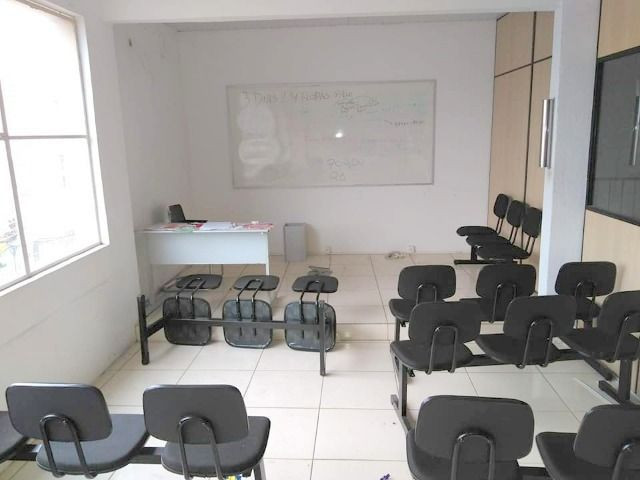 Comercial frente dias da cruz - Foto 11