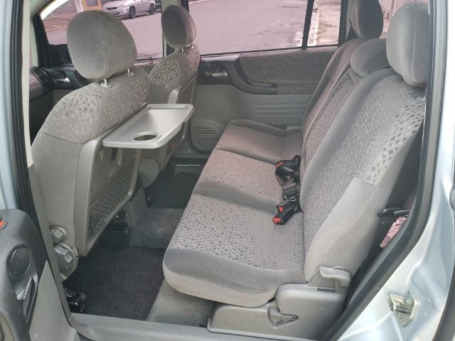 Zafira 2011 Elegance 2.0 Aut. 87.500 km *Acompanha Maleiro Eqmax - Foto 9