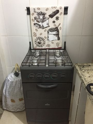 Vendo fogão 4 bocas