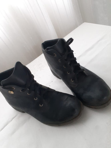 sapatinho de luxo botinha