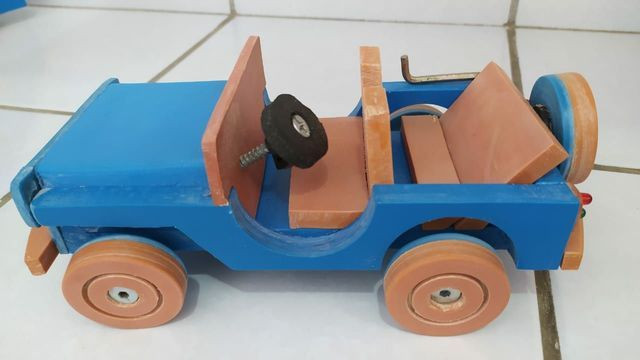 Brinquedos em PVC (CARROS) - Foto 3