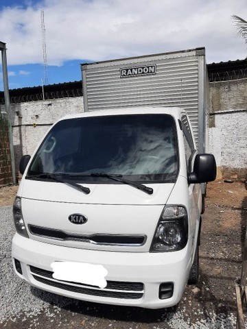 CAMINHÃO BAÚ KIA 2013