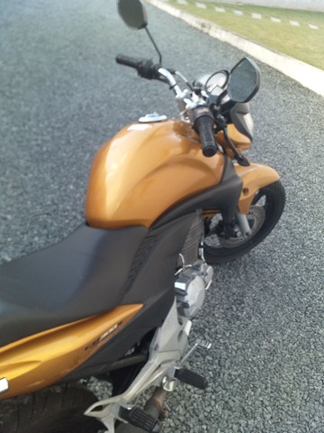 VENDO CB 300 EM ÓTIMO ESTADO