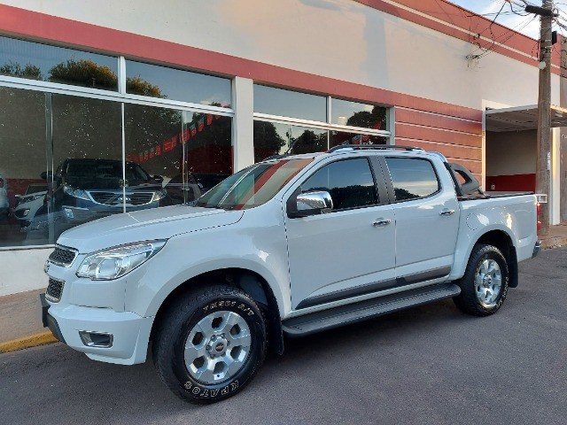 S10 DUPLA LTZ FLEX 2014 IMPECÁVEL 70.000 KM