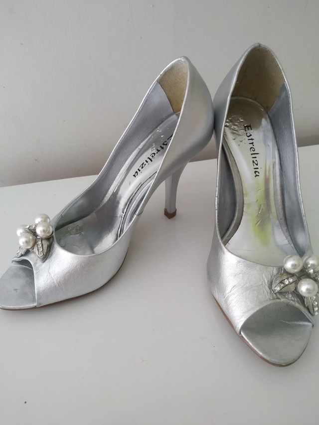 Sapato feminino Prata