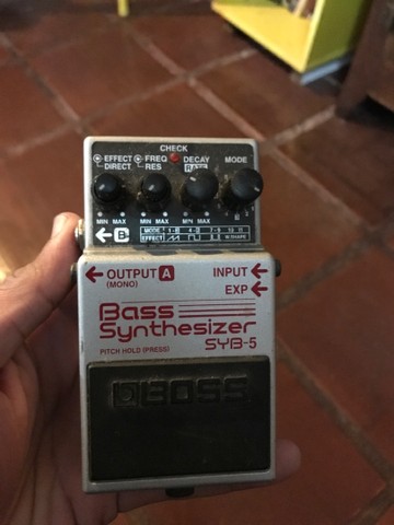 Pedal Boss bass synthesizer 
