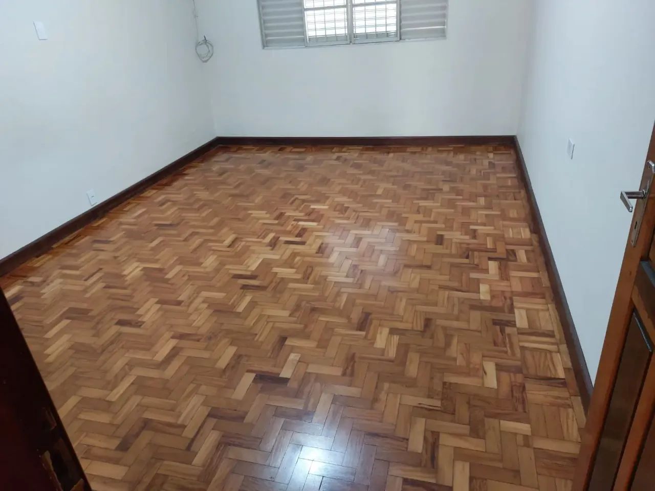 Casa para aluguel possui 118 m², com 3 dormitórios, sendo 1 suíte no Jardim Maringá - Foto 3