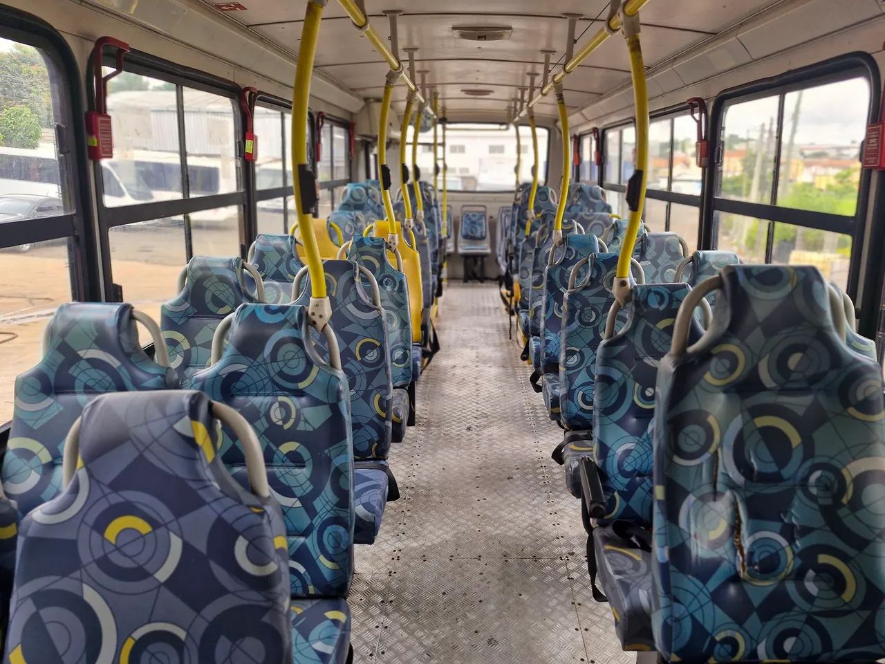 Ônibus Escolar MB 1418 com 46 lugares 2009 - Foto 10