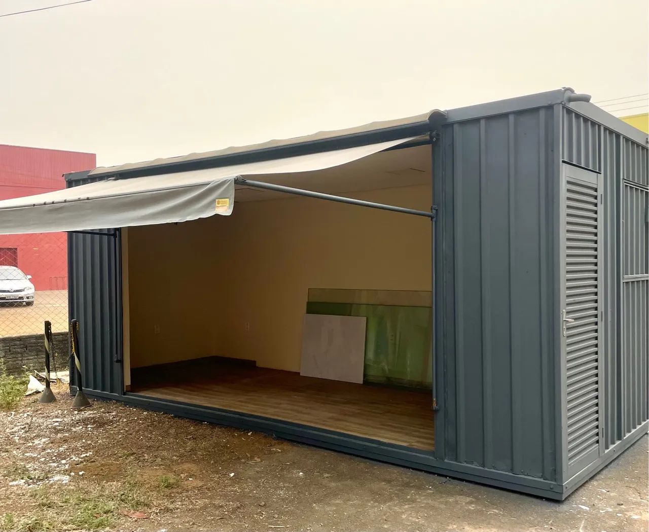Container modificado para loja comercial ou escritório