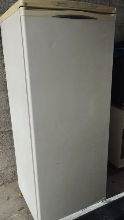 Geladeira com defeito