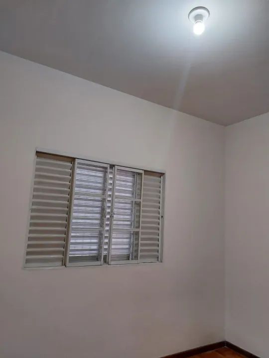Casa para aluguel possui 118 m², com 3 dormitórios, sendo 1 suíte no Jardim Maringá - Foto 7