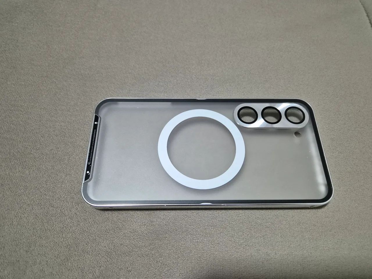 Vendo Capinhas para samsung S23 - Foto 3