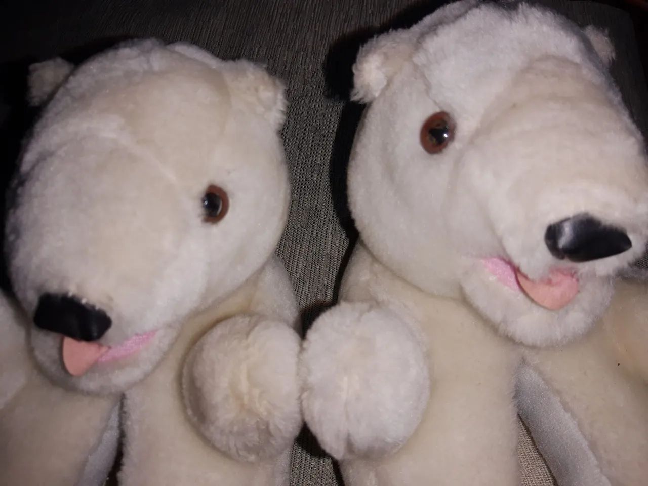 Chinelos de Pelúcia Urso Polar - Foto 2