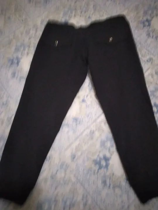 2 Calça de elastano feminina Preta - Foto 3
