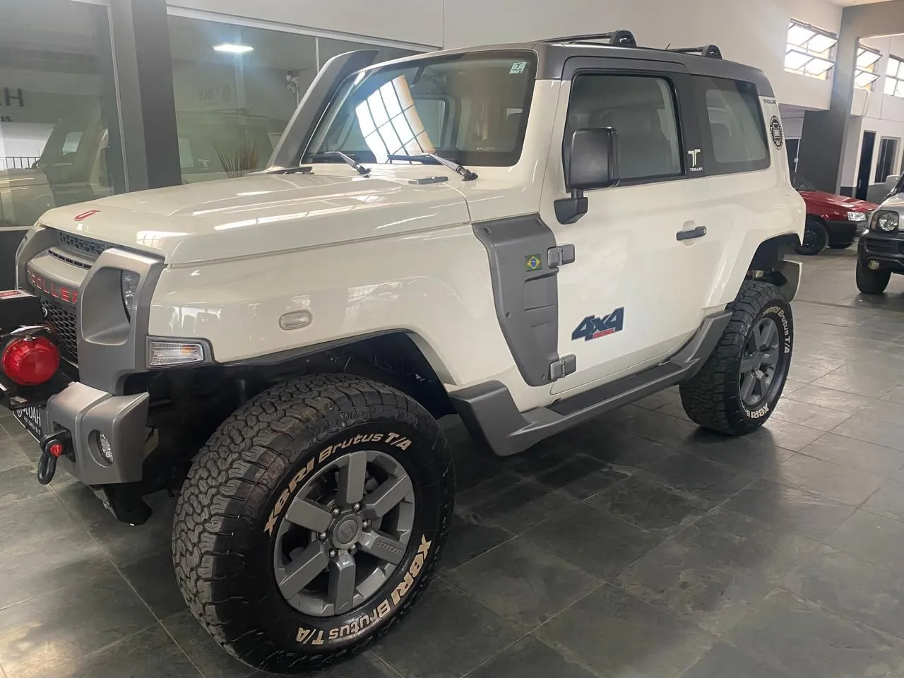 TROLLER T4 2016