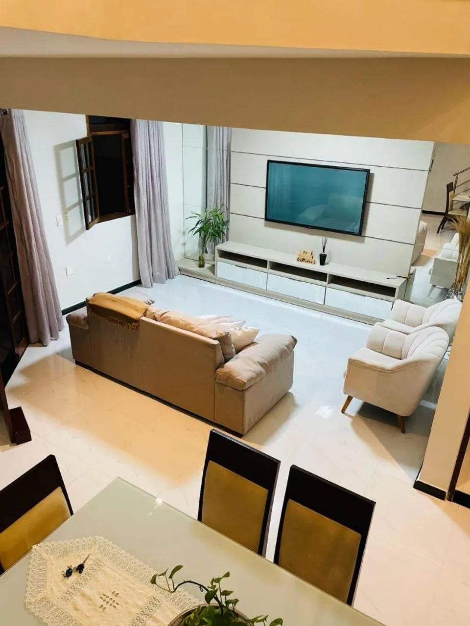 Excelente duplex para locação no Alto Branco.