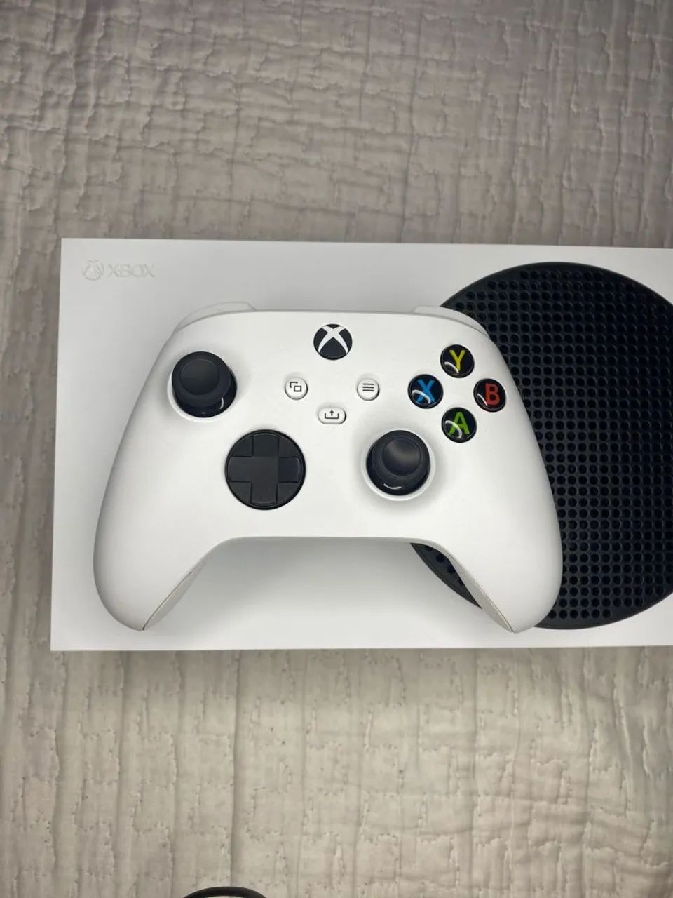 Xbox Series S - IMPECÁVEL 64310770775169122