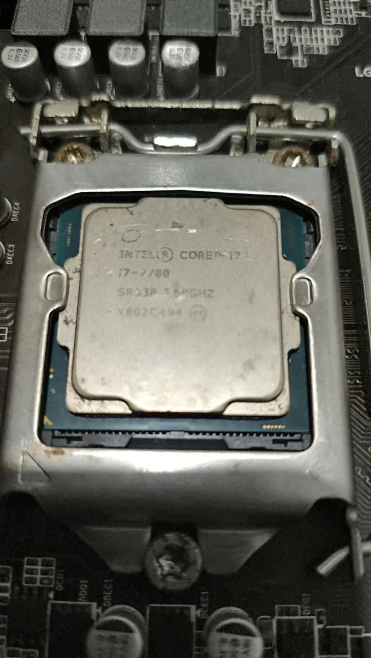 I7 7700