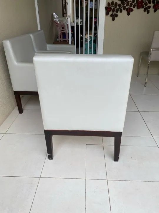 3 Poltronas em corino - Ótimo estado! - Foto 4