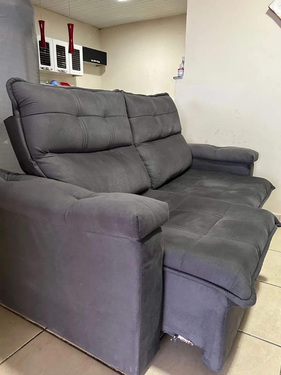 Sofá Velut, 2 lugares, reclinável e retrátil. 