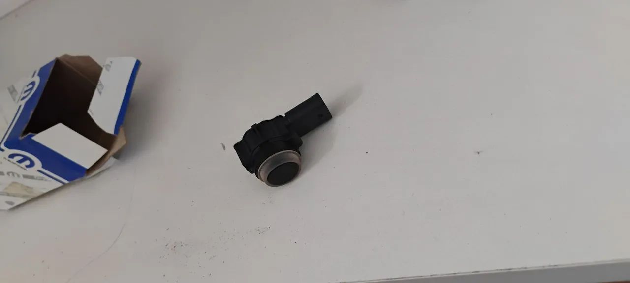 Vendo sensor de estacionamento original Fiat Toro para-choque traseiro  - Foto 3