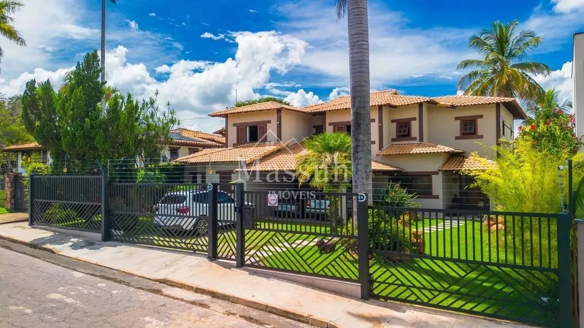 LAGO SUL QL 16 | 833 M² | 4 SUÍTES | PISCINA E GOURMET | REFORMADA | 1500M² TERRENO