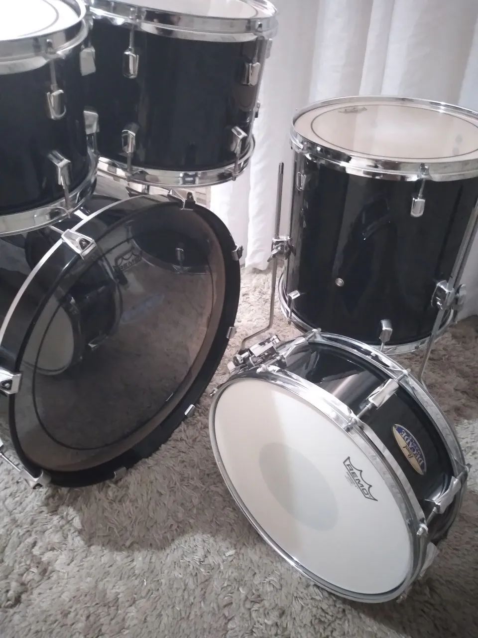 Bateria Pearl Decade Maple Seminova (Black Ice, Shell pack) - Foto 5