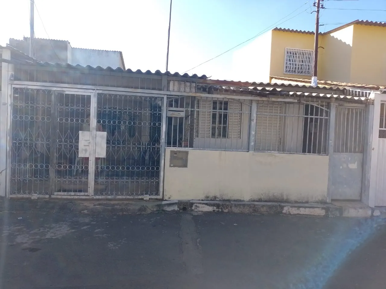QC 06 LOTE COM 02 RESIDÊNCIAS!