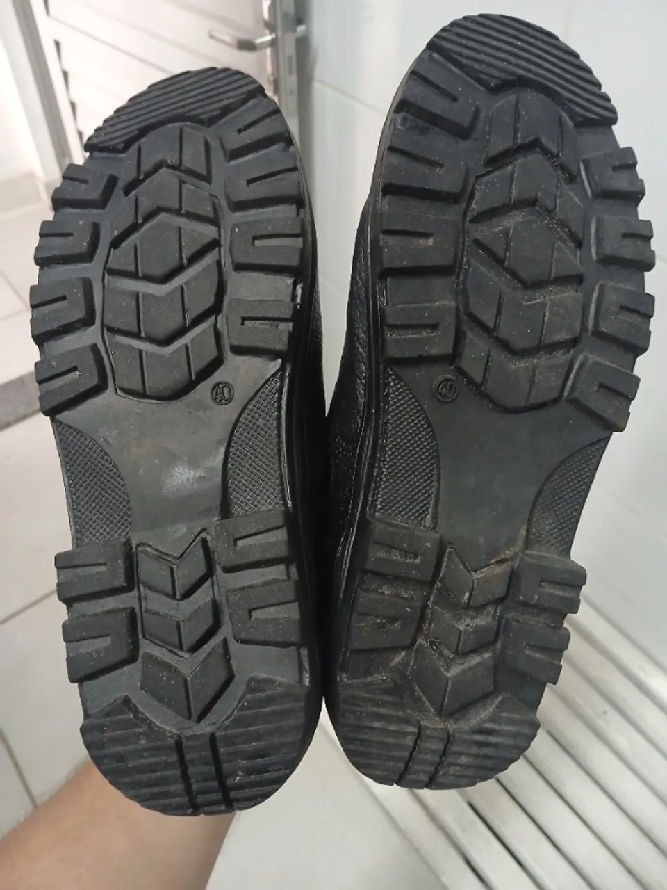 Botina/bota de segurança com bico de PVC - Foto 3