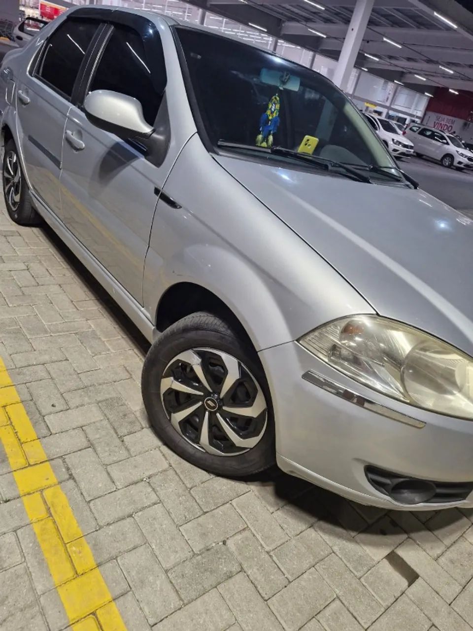 Fiat Siena EL Celebration 1.0 8v. 2012 - Foto 5