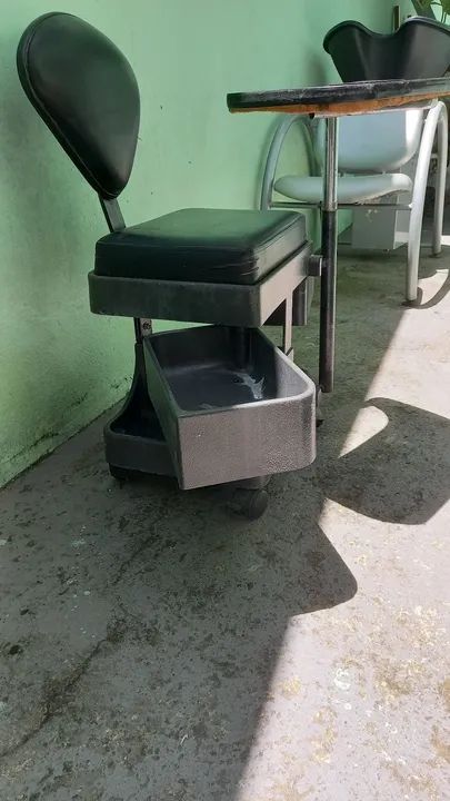 Cadeira  cirandinha para manicure  - Foto 3