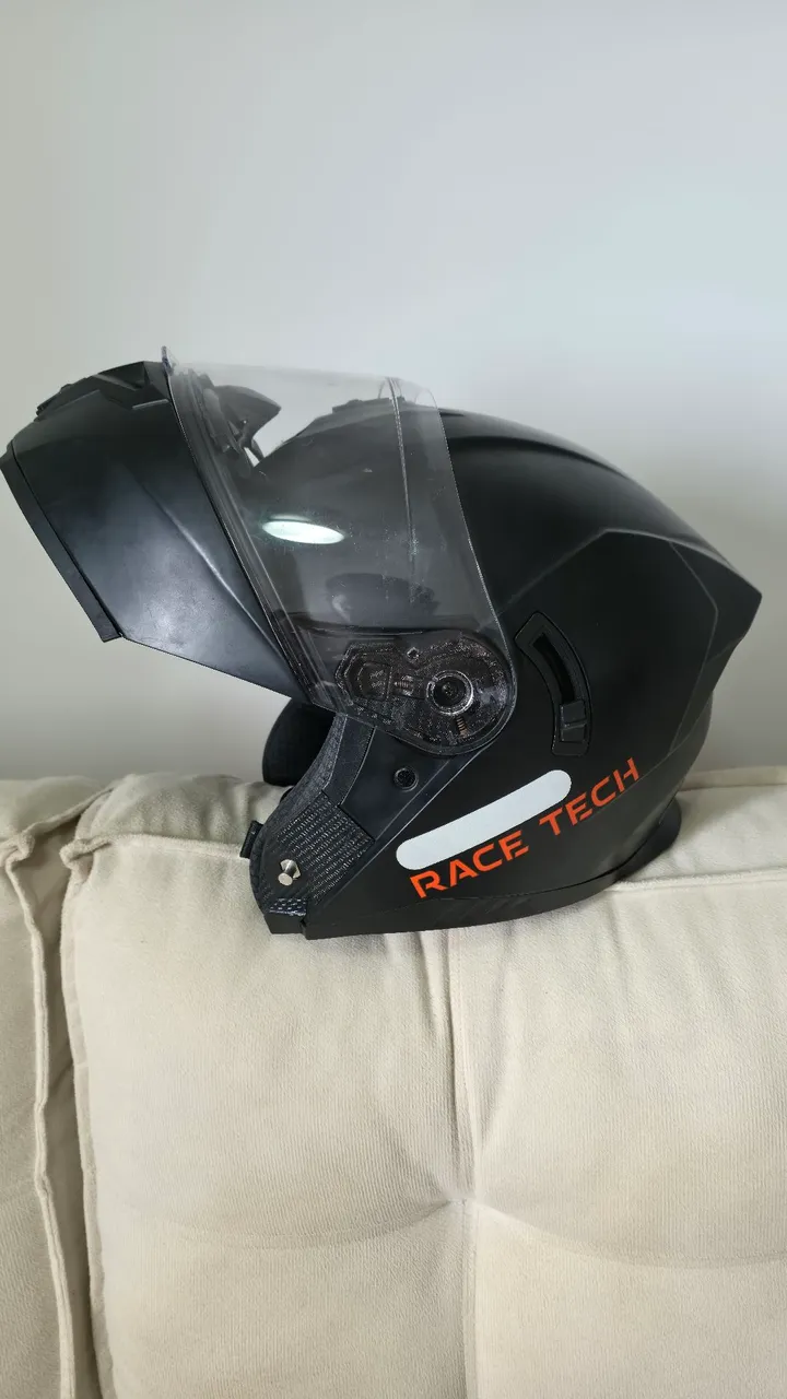 Capacete de Moto Race Tech