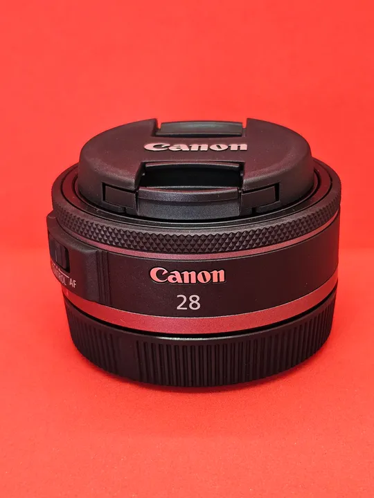 Lente Canon RF 28mm f/2.8 STM - Novíssima.