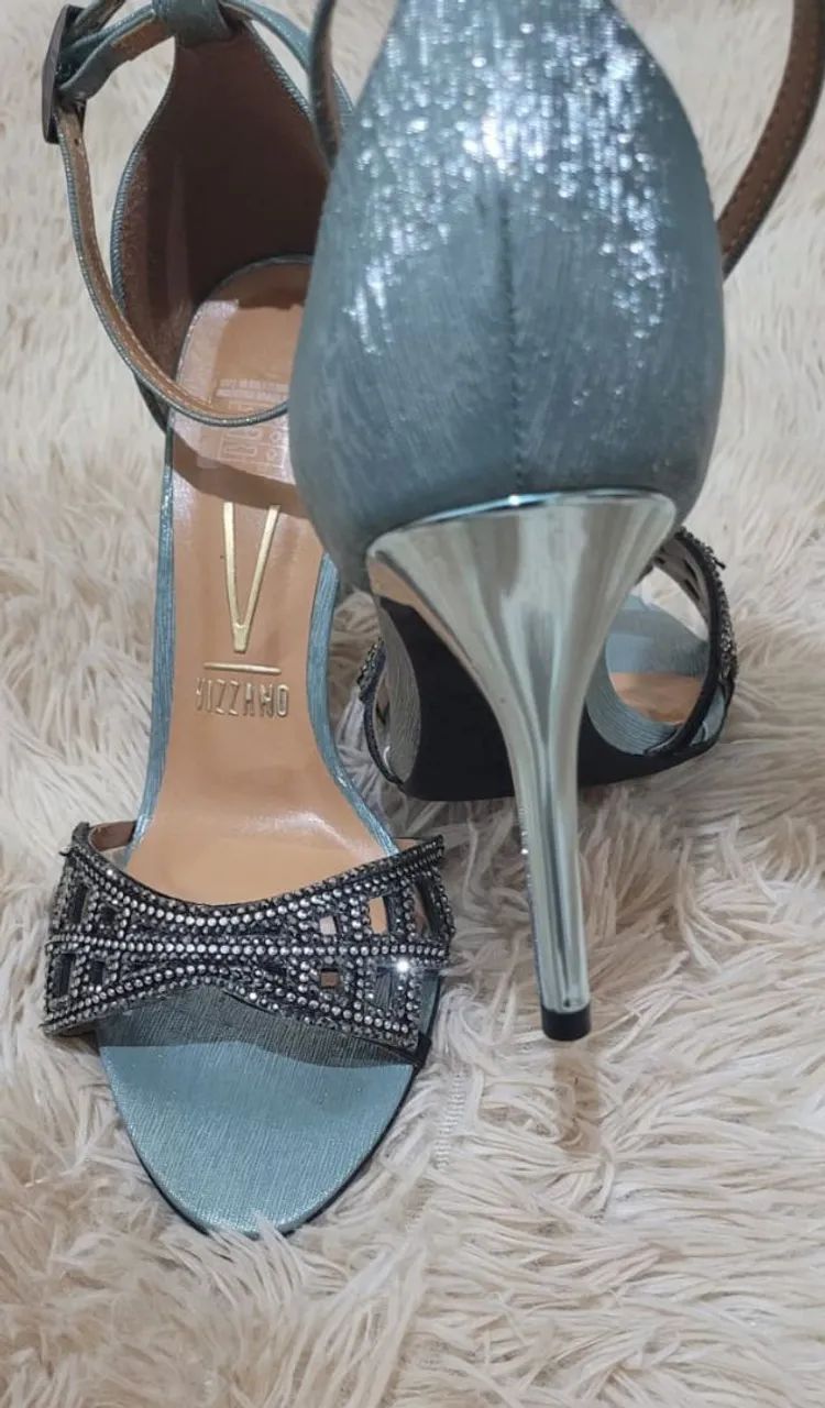Sandália de Salto Alto Azul Claro com Strass
