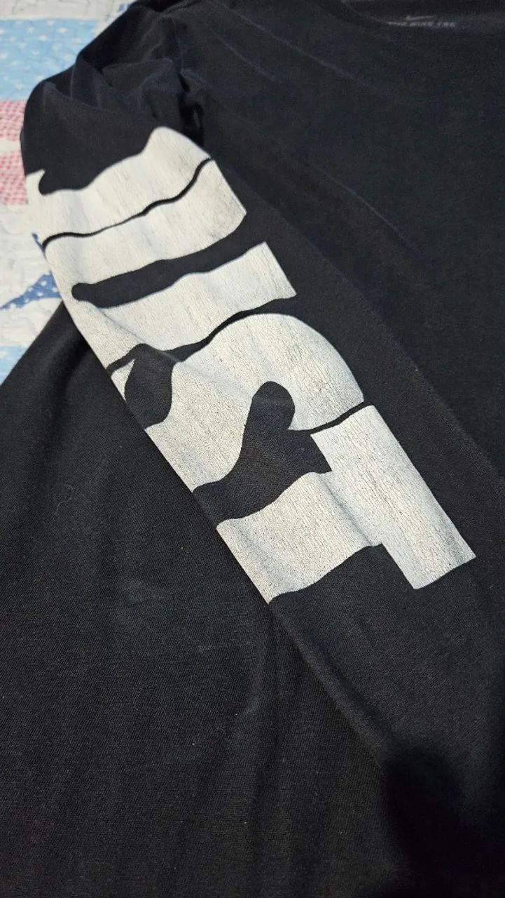 Camiseta Preta Manga Longa Nike - Foto 3