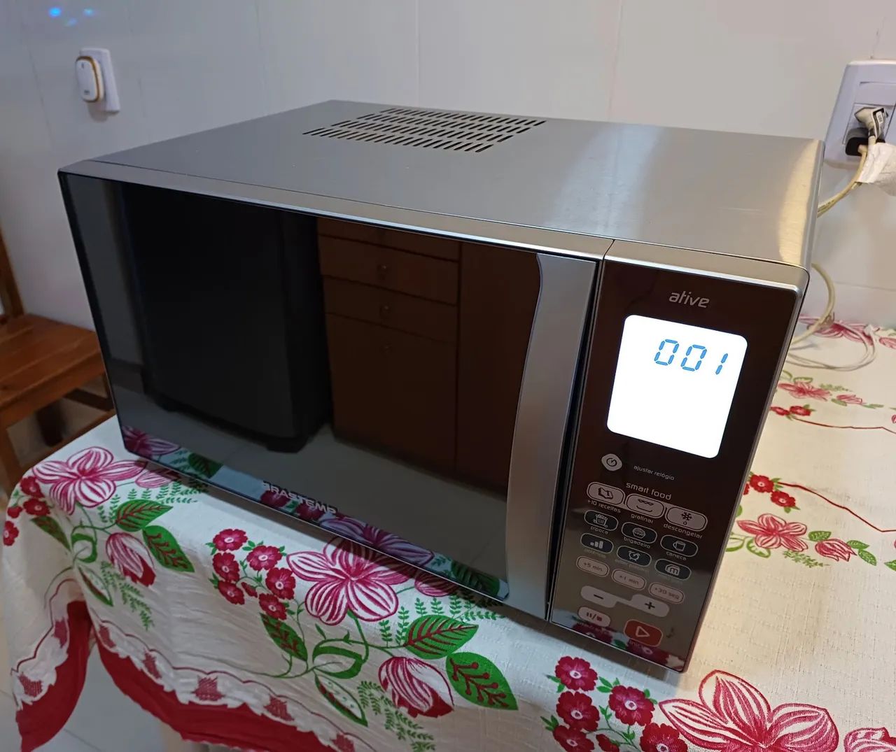 Microondas Espelhado Inox Brastemp com Grill 220V 