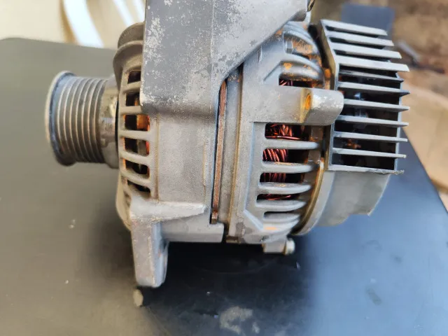 ALTERNADOR 28V 80amp MERCEDES BENZ - 0124555079