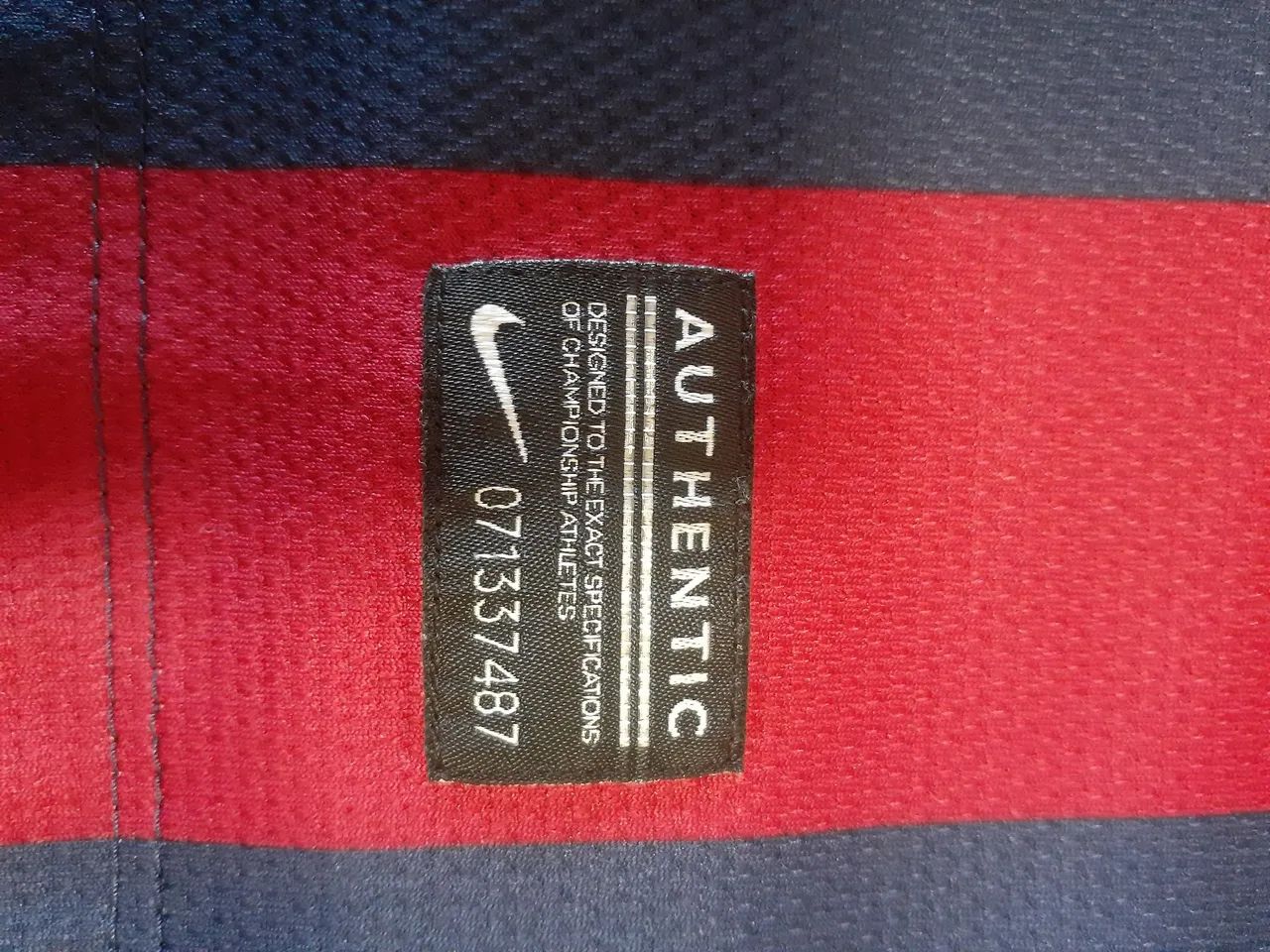 Vende-se uma camisa do Barcelona  - Foto 4