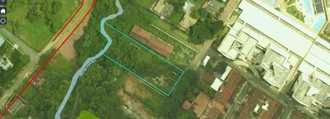 0 - Terreno Comercial
