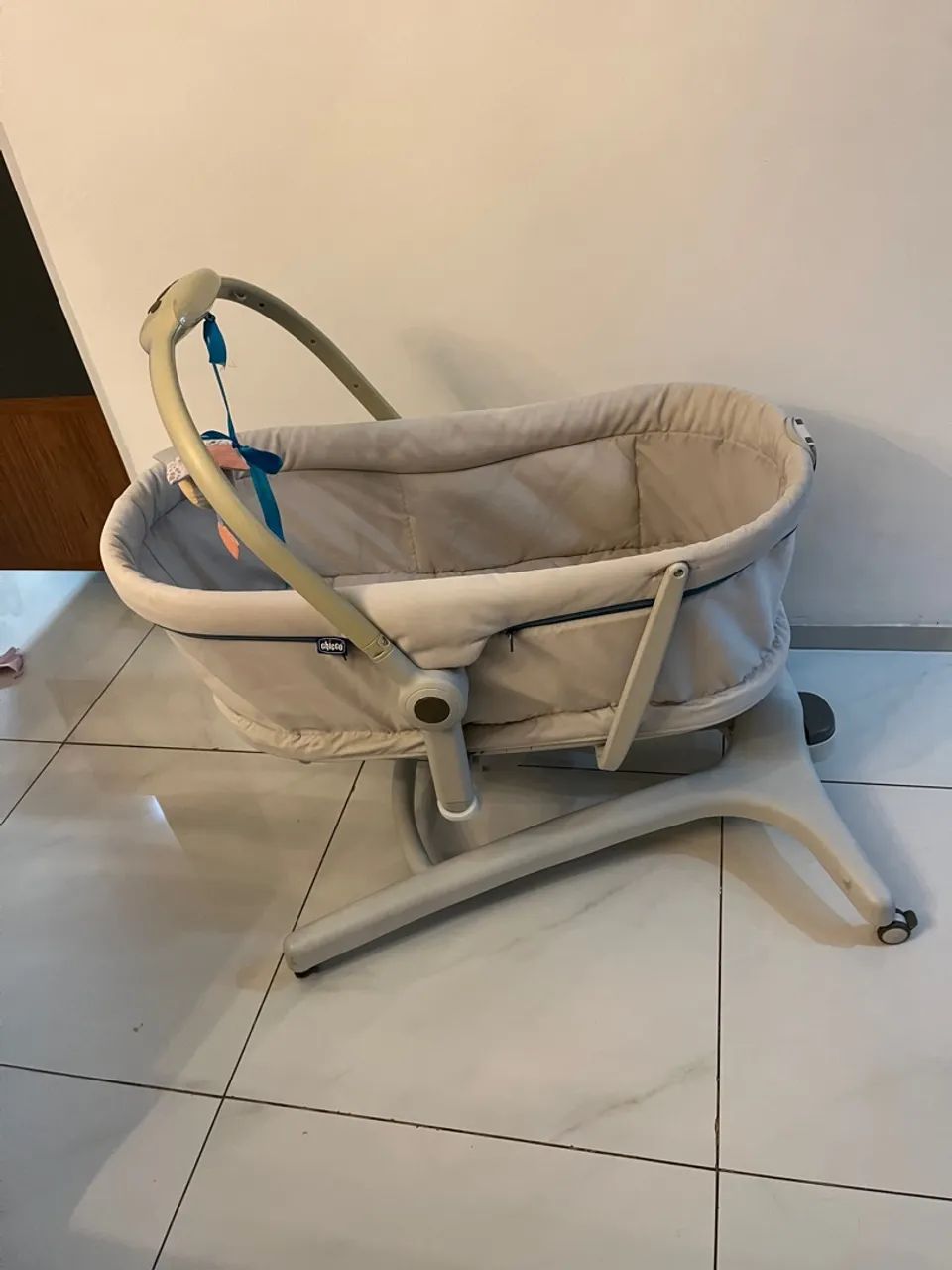 Berço tipo Moisés 4 em 1 marca Chicco - Foto 5