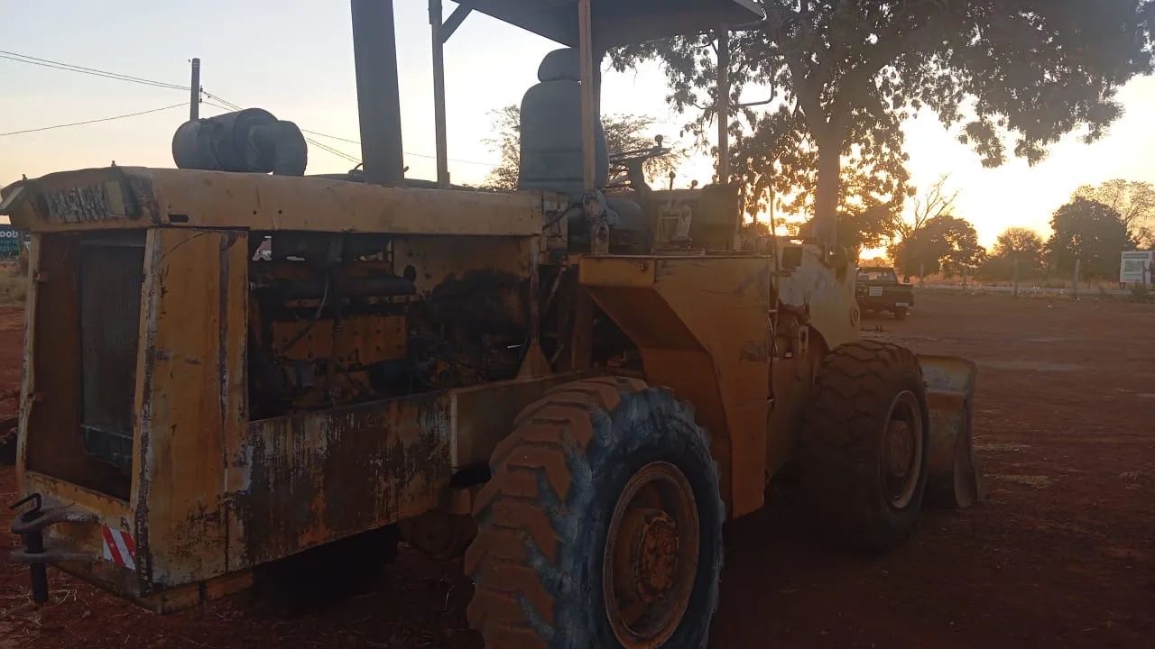 Pá Carregadeira Michigan 55c - Foto 2