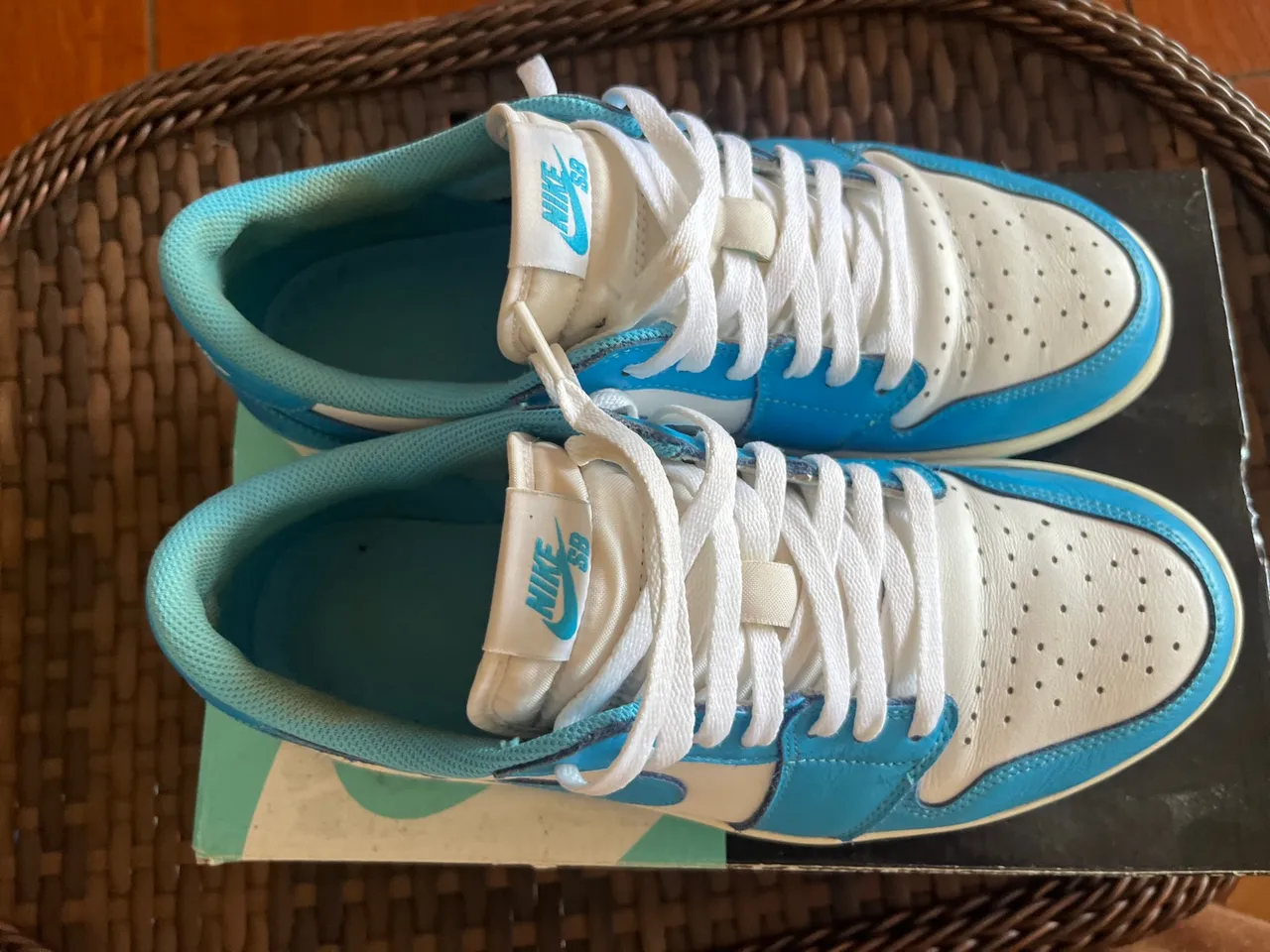 Nike Jordan Low UNC