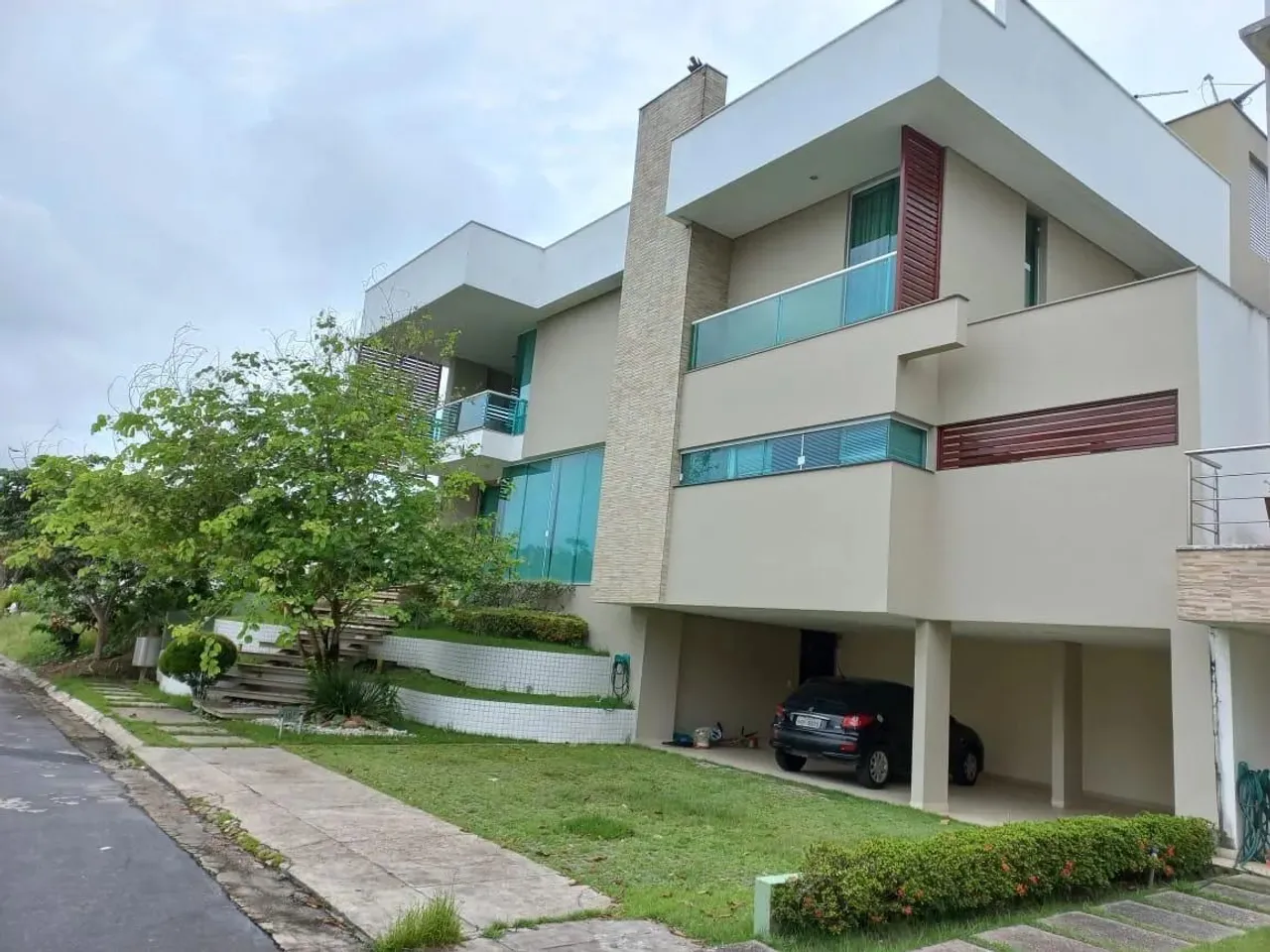Residencial Tapajós Casa Duplex com 04 Suítes + Escritório Mobiliada