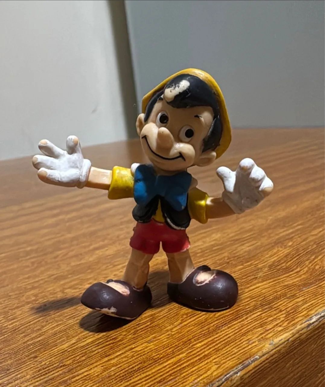 Boneco miniatura raro Disney original 