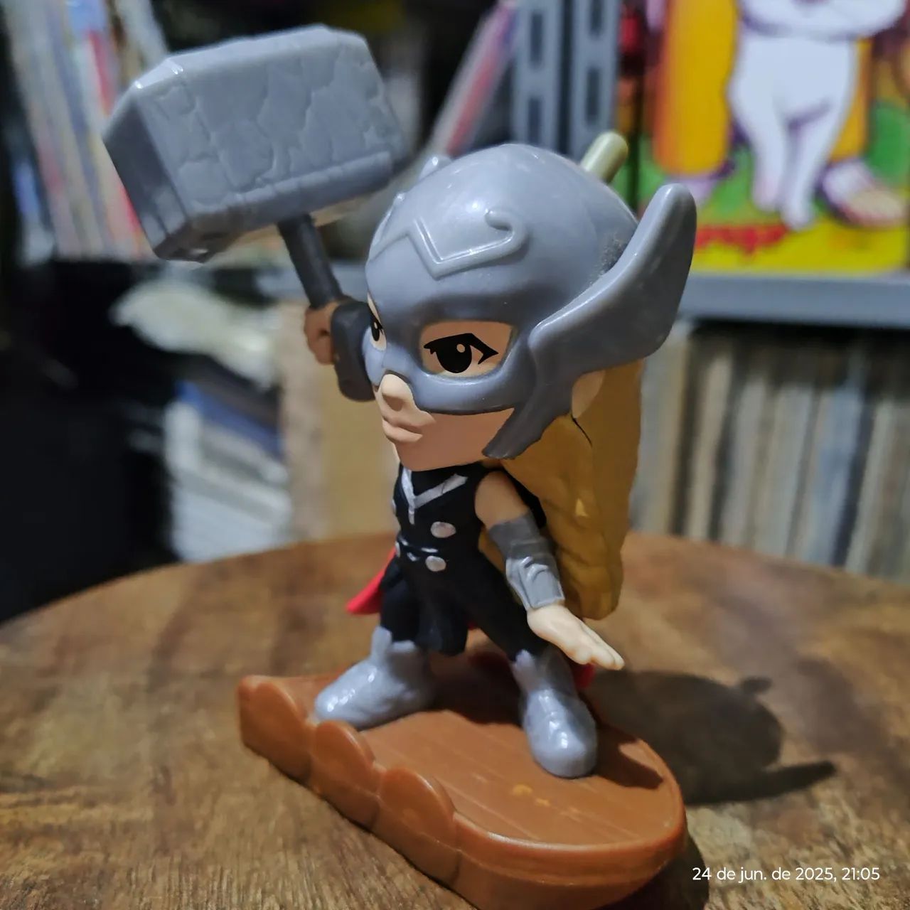 Boneco Thor Jane Foster Marvel - Foto 4