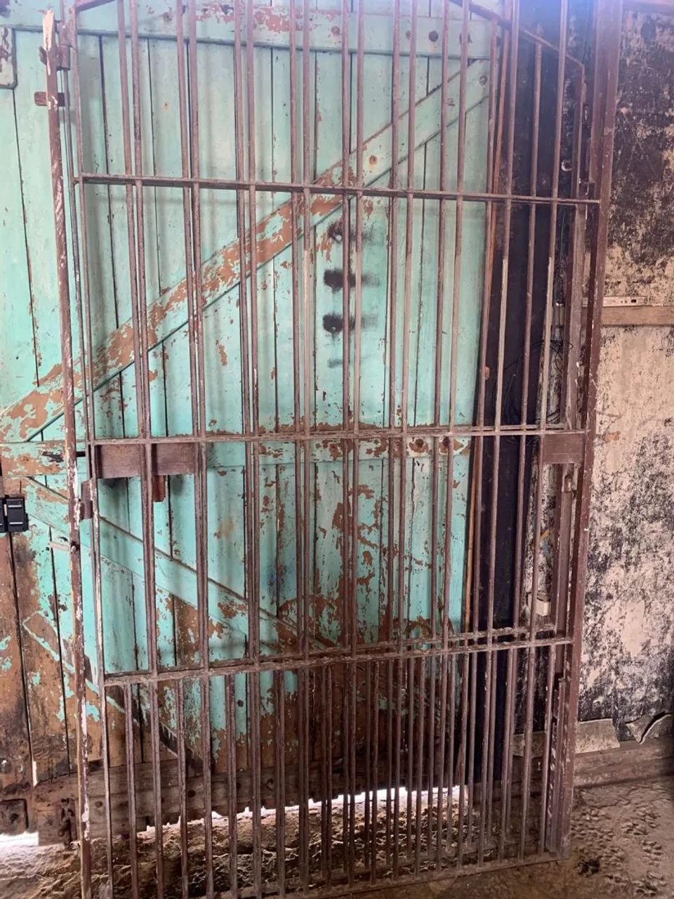 Portao e grade64520836145410120