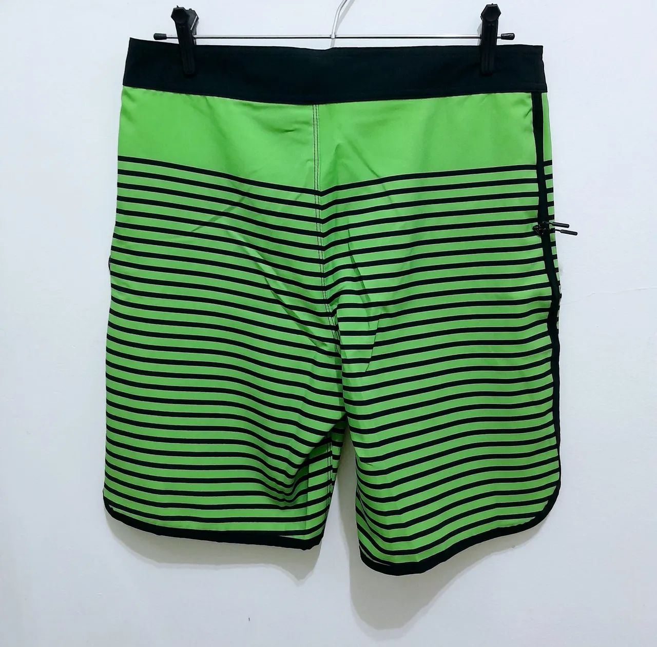 Bermuda Hurley  - Foto 2
