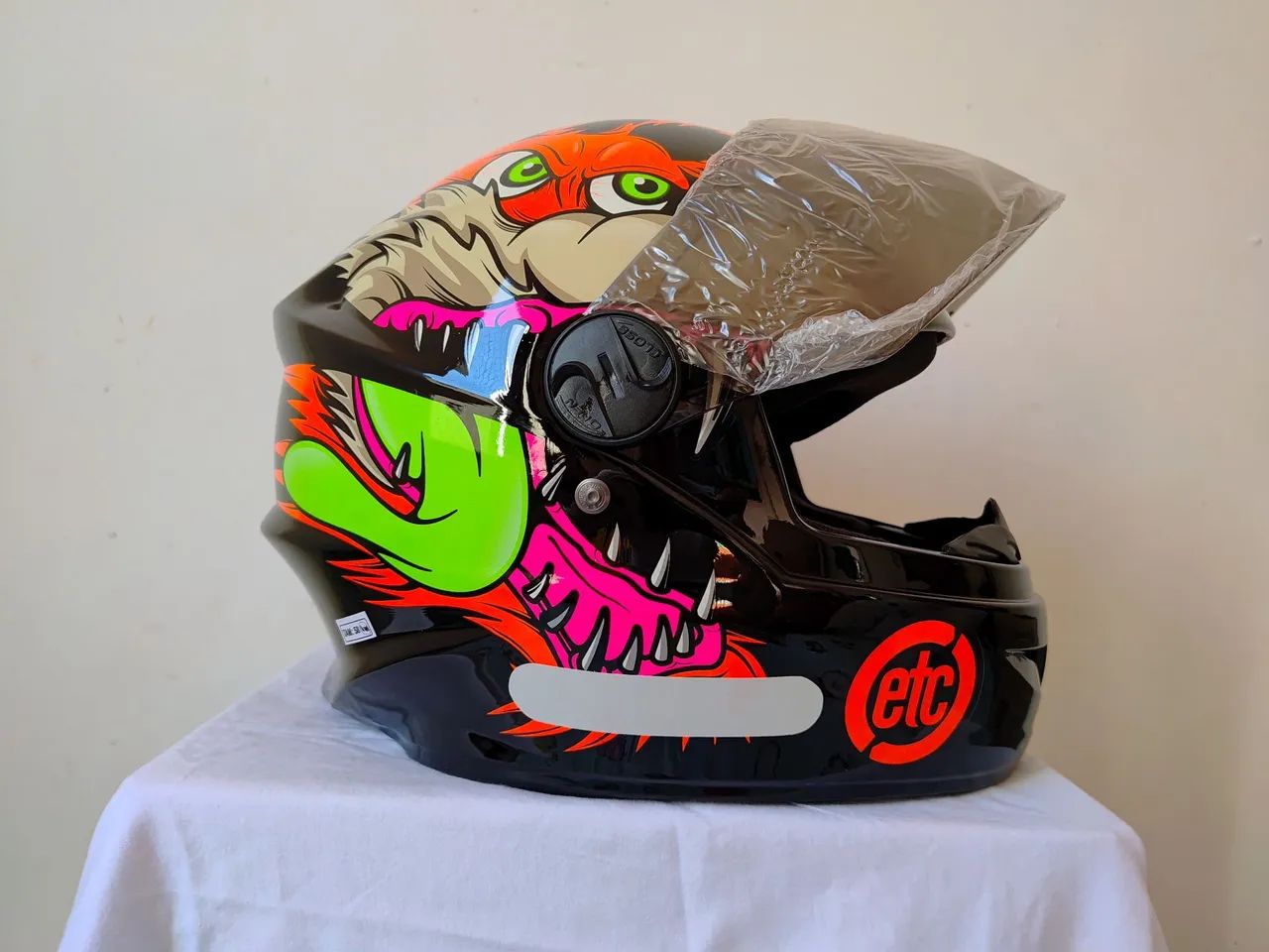 Promoção Capacete Coyote Novo, Tamanhos Disponíveis 56 e 58
